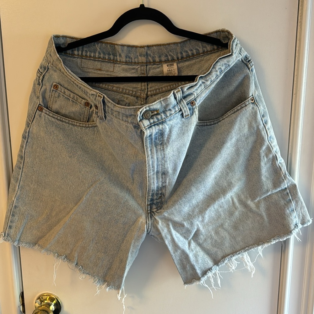 Vintage Levis 560 Cut Off Jean Shorts Loose Fit USA Blue W38